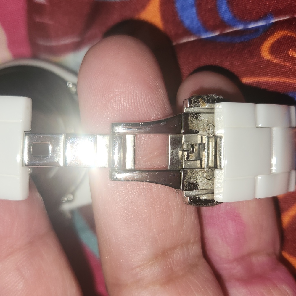 Watch - Picture 5 of 7